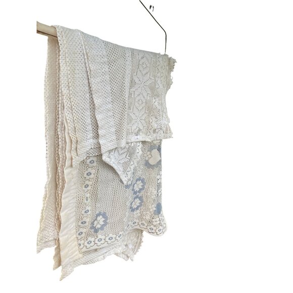 Vintage Sears Floral Lace Curtain Panels White & Blue Crochet Hearts Pattern Etc - Picture 3 of 12